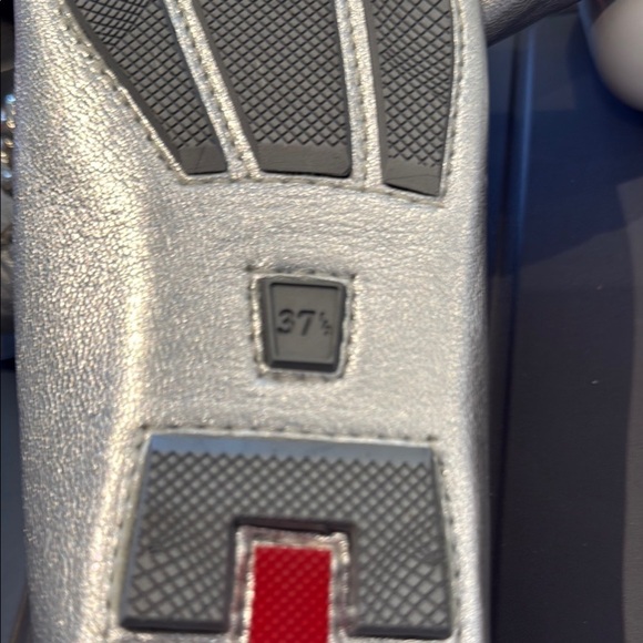 Prada Silver Chain Detail Loafers - Picture 4 of 8